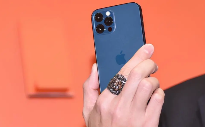 锡林郭勒苹果手机维修分享iPhone12系列重启方法教程 